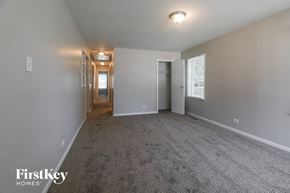 Waukegan house for rent - 703 Porter St Waukegan, IL 60085