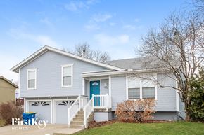Kearney house for rent - 706 E 15th St Kearney, MO 64060