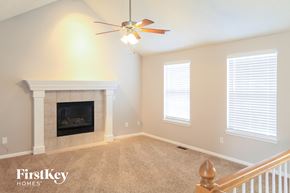 Raymore house for rent - 707 Corrington Dr Raymore, MO 64083