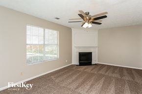 Stone Mountain house for rent - 715 Ashley Ln Stone Mountain, GA 30087