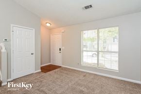 Stone Mountain house for rent - 715 Ashley Ln Stone Mountain, GA 30087