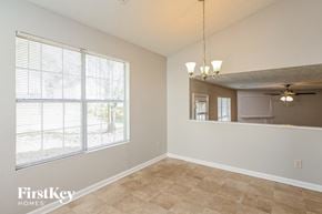 Stone Mountain house for rent - 715 Ashley Ln Stone Mountain, GA 30087