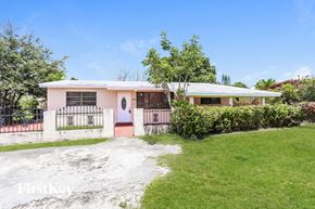Miami Gardens house for rent - 731 NW 175th Dr Miami Gardens, FL 33169