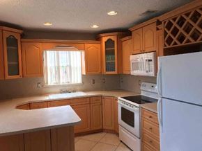 Homestead house for rent - 735 Sw 7 Court Homestead, FL 33034