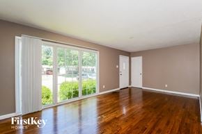 Florissant house for rent - 755 Gonzaga Florissant, MO 63031