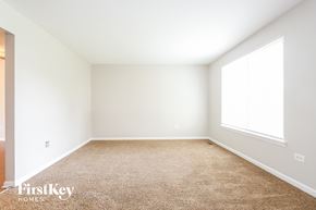 University Park house for rent - a white room with a carpet and a window