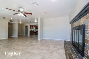 Phoenix house for rent - 806 E El Caminito Dr Phoenix, AZ 85020