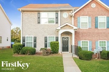 Riverdale house for rent - 817 Commerce Blvd Riverdale, GA 30296