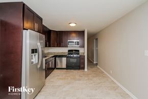 Streamwood house for rent - 823 Oriole Drive Streamwood, IL 60107