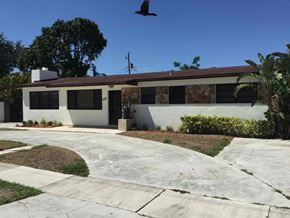 Hialeah house for rent - 855 W 72 Street Hialeah, FL 33014