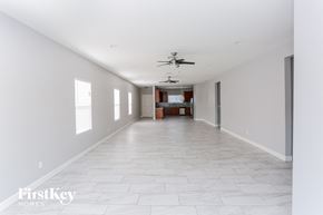 Phoenix house for rent - 905 E Fremont Rd Phoenix, AZ 85042