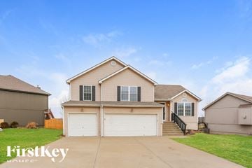 Kearney house for rent - 912 Madelyn Dr Kearney, MO 64060