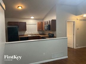 Florissant house for rent - 915 Campion Florissant, MO 63031