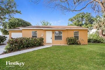 West Palm Beach house for rent - 967 38th St West Palm Beach, FL 33407