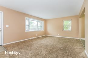 Cincinnati house for rent - 1015 Thunderbird Dr Cincinnati, OH 45231
