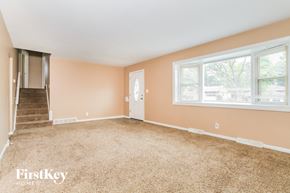 Cincinnati house for rent - 1015 Thunderbird Dr Cincinnati, OH 45231
