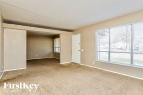 Saint Louis house for rent - 10201 Pannell Saint Louis, MO 63136