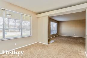 Saint Louis house for rent - 10201 Pannell Saint Louis, MO 63136