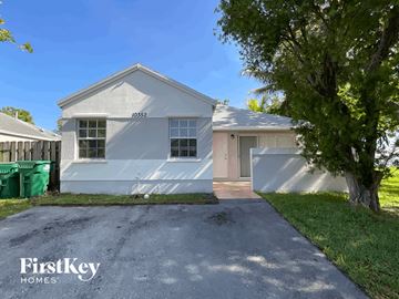 Cutler Bay house for rent - 10352 Sw 208 Lane Cutler Bay, FL 33189