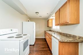 Indianapolis house for rent - 10408 Bradbury Indianapolis, IN 46231