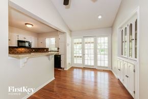Raytown house for rent - 10400 E 79th Terrace Raytown, MO 64138