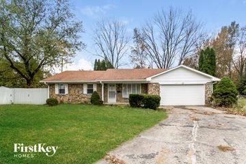 Indianapolis house for rent - 10431 Lawnhaven Circle Indianapolis, IN 46229