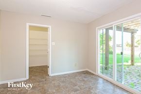 Indianapolis house for rent - 10473 Windward Drive Indianapolis, IN 46234