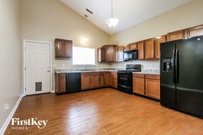 Franklin house for rent - 1056 Oak Leaf Rd Franklin, IN 46131