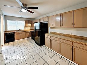 Houston house for rent - 10615 Heather Hill Drive Houston, TX 77086