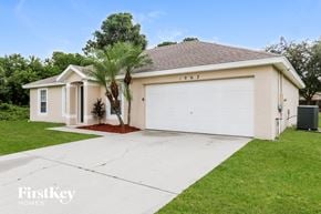 Port St. Lucie house for rent - 1062 Sw Longfellow Rd Port St. Lucie, FL 34953