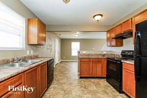 Indianapolis house for rent - 10702 Gathering Drive Indianapolis, IN 46259