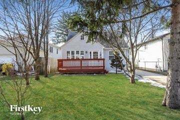 Round Lake Beach house for rent - 1102 Shoreland Court Round Lake Beach, IL 60073