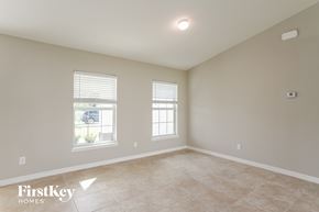 Cape Coral house for rent - the spacious living room is clean and ready for the family to use