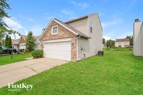 Indianapolis house for rent - 11120 Fall Dr Indianapolis, IN 46229
