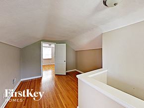 Saint Louis house for rent - 11251 Old Halls Ferry Rd Saint Louis, MO 63136