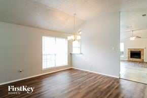 Lancaster house for rent - 1129 Rosewood Lane Lancaster, TX 75146