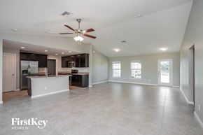 Cape Coral house for rent - 1139 SW 29th St Cape Coral, FL 33914