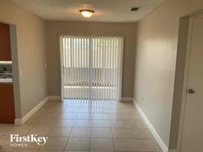 Sunrise house for rent - 11410 NW 40 Pl Sunrise, FL 33323