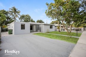 North Miami house for rent - 1155 NW 127th St North Miami, FL 33168