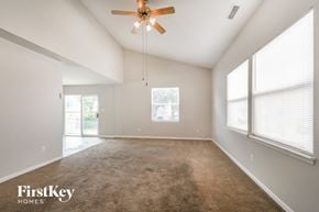 Indianapolis house for rent - 11618 Congressional Lane Indianapolis, IN 46235