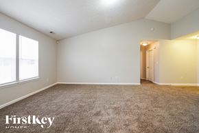 Indianapolis house for rent - 11638 Lone Pine Court Indianapolis, IN 46235