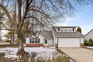 Indianapolis house for rent - 11704 Grenadier Ln Indianapolis, IN 46229