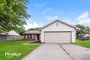 Indianapolis house for rent - 11744 E 10th Street Indianapolis, IN 46229