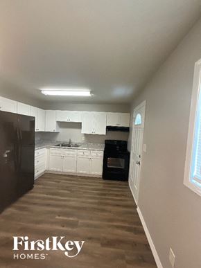 Riverdale house for rent - 1199 Pineglen Dr Riverdale, GA 30296