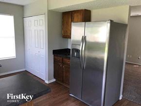 Galloway house for rent - 1221 Crossbrook Blvd Galloway, OH 43119