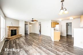 Noblesville house for rent - 12211 LINDLEY Drive Noblesville, IN 46060