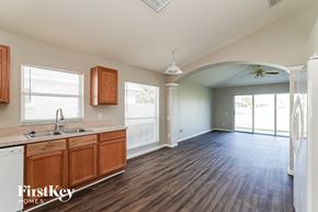 Riverview house for rent - 12430 Midpointe Dr Riverview, FL 33578