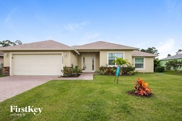 Port St. Lucie house for rent - 1262 SW San Esteban Avenue Port St. Lucie, FL 34953