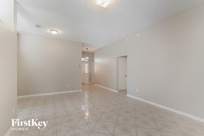 Jacksonville house for rent - 12658 Holly Springs Ct Jacksonville, FL 32246
