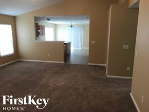 Noblesville house for rent - 12663 Pinetop Way Noblesville, IN 46060